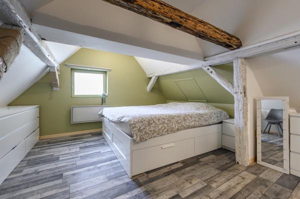 MAISON AU CHARME AUTHENTIQUE 199 000 €