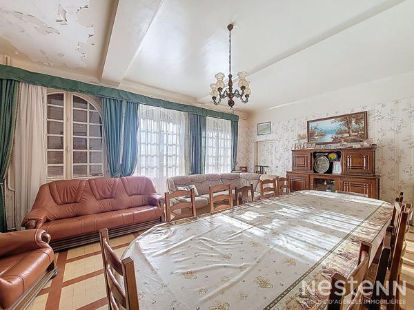 À vendre Maison en pierre de 313 m² avec dépendances sur 1,7 ha à Castelnau-sur-l'Auvignon