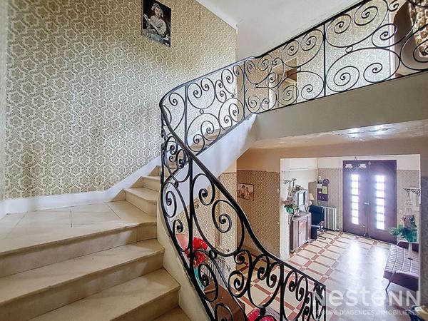 À vendre Maison en pierre de 313 m² avec dépendances sur 1,7 ha à Castelnau-sur-l'Auvignon