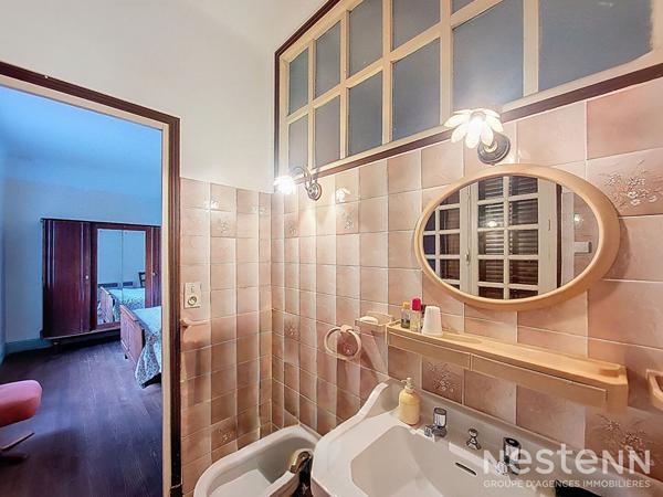 À vendre Maison en pierre de 313 m² avec dépendances sur 1,7 ha à Castelnau-sur-l'Auvignon