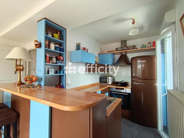 Appartement
         3 pièces
        - 66 m² Exclusivité 295 000 € *