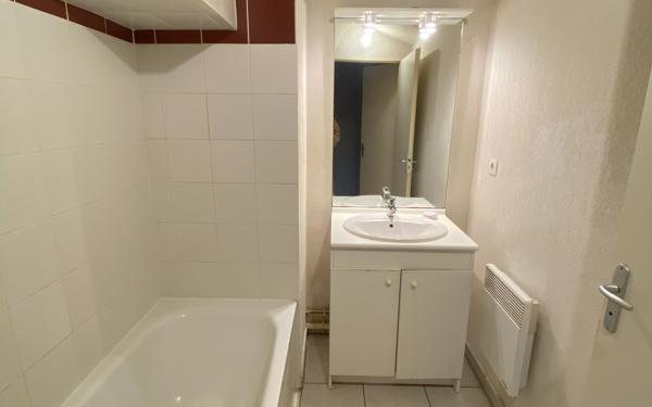 Appartement à vendre    3 pièces • 67,42 m2 Le Teich