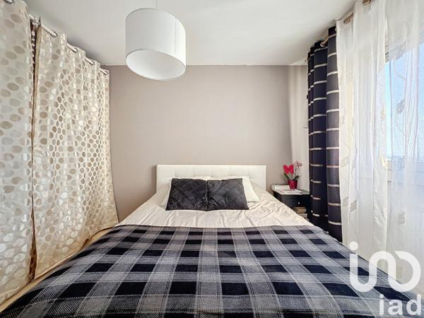 Appartement 4 pièces de 98 m² à Grenoble (38100)