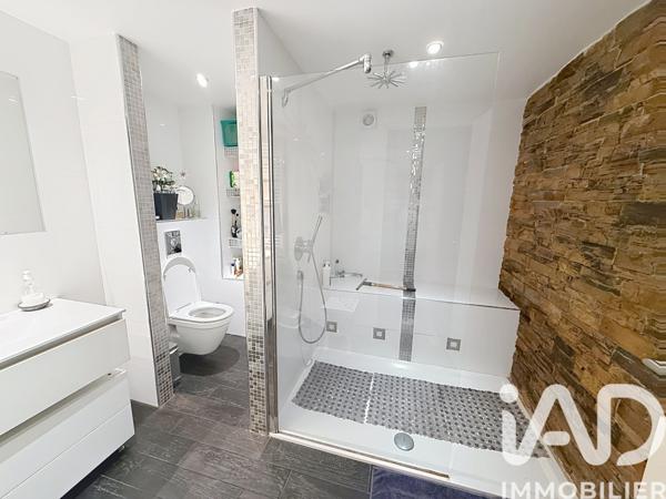 Maison à vendre 6 pièces 156 m² Saint-Martin-Vésubie