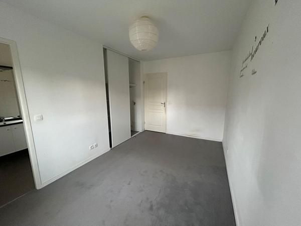 A LOUER : T2 à LILLE • • 700 € CC • Réf. 65902929418