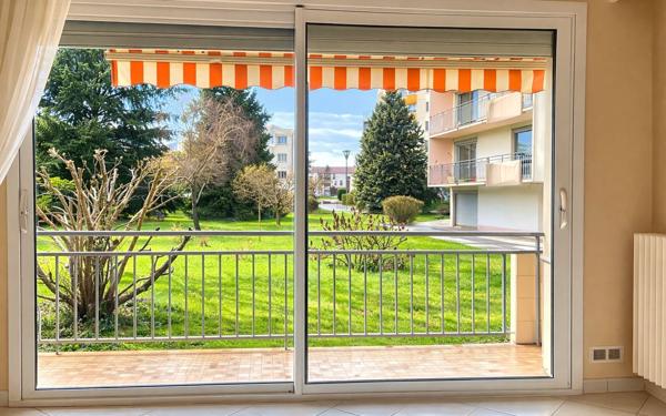 Appartement à vendre    3 pièces •  La Verpillière