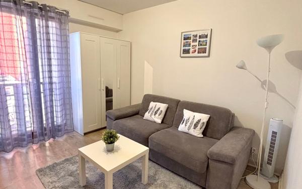 Appartement à louer    1 pièce •  Dax