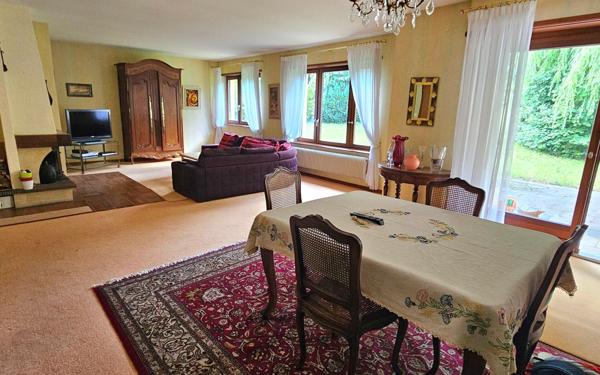 Maison à vendre    5 pièces • 191 m2 Bouxwiller