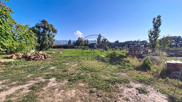 Cheval-Blanc (84460) Mas en pierre rénové sur un hectare avec vue sur le Luberon – Cheval-Blanc