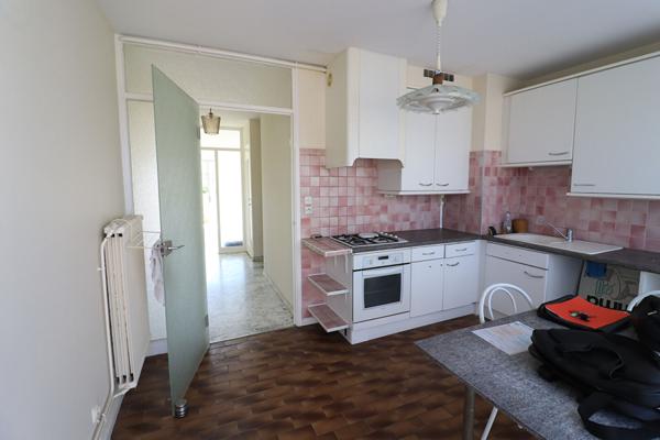 Appartement T3/T4 82m² lumineux, traversant? Garage, Cave !