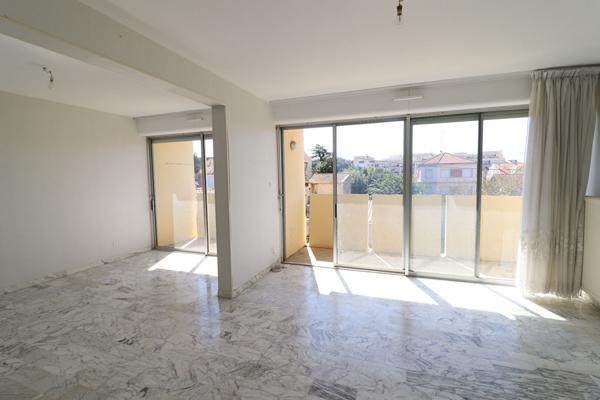 Appartement T3/T4 82m² lumineux, traversant? Garage, Cave !