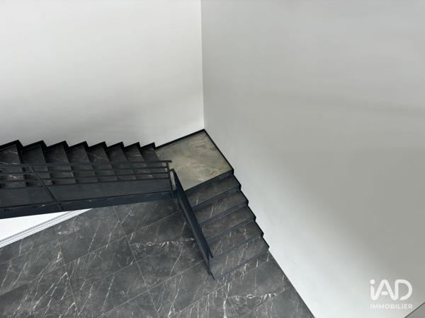 Location local d’activité 200 m² Courtry