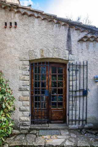 EXCLUSIVITE - AIX EN PROVENCE - LE MONTAIGUET - MAISON DE CHARME A RENOVER  - 133 M2 - T5 - TERRAIN 1 380 M2 - PISCINE - GARAGE - 895 000 