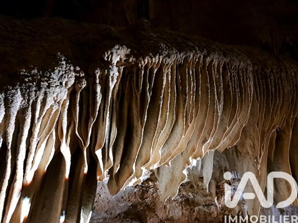 Maison à vendre 15 pièces 400 m² Saint-Remèze