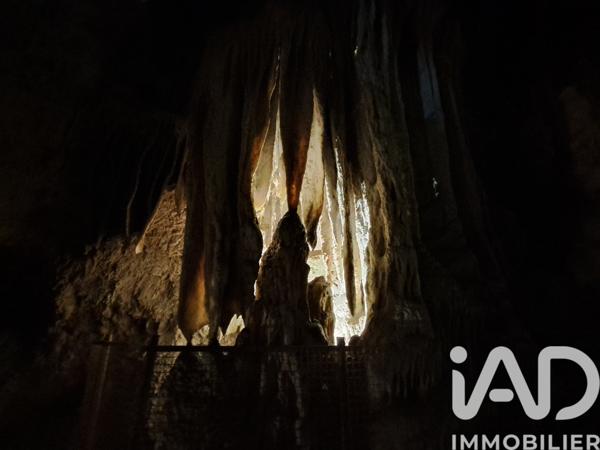 Maison à vendre 15 pièces 400 m² Saint-Remèze