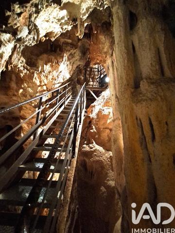 Maison à vendre 15 pièces 400 m² Saint-Remèze