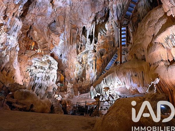 Maison à vendre 15 pièces 400 m² Saint-Remèze