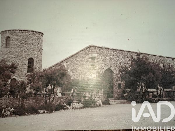 Maison à vendre 15 pièces 400 m² Saint-Remèze