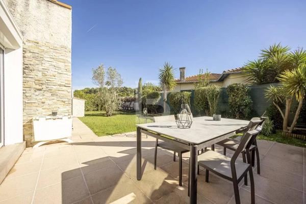 VILLA PROCHE MER A VENDRE A LA SALIS