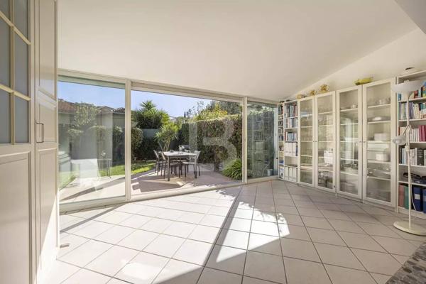 VILLA PROCHE MER A VENDRE A LA SALIS