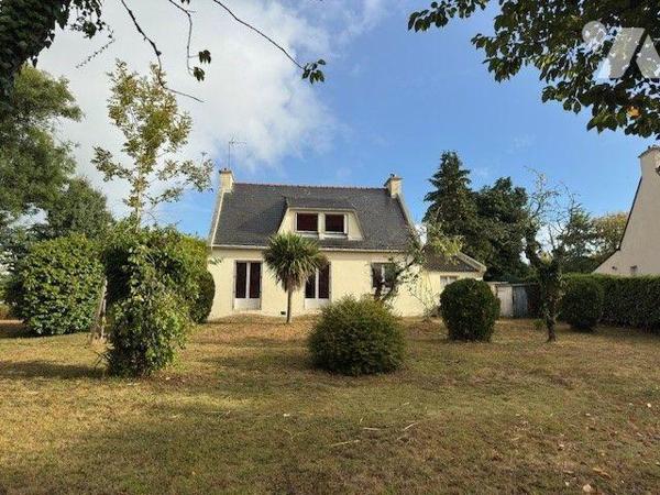 A vendre Maison MOELAN SUR MER (29)

Maison construite en 1974, en direction du port de Merri...