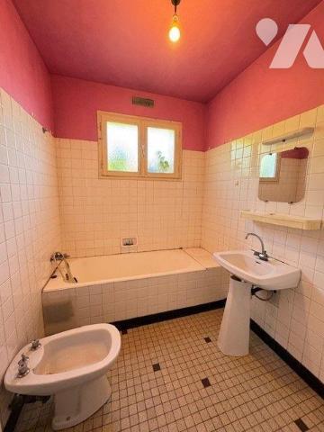 A vendre Maison MOELAN SUR MER (29)

Maison construite en 1974, en direction du port de Merri...