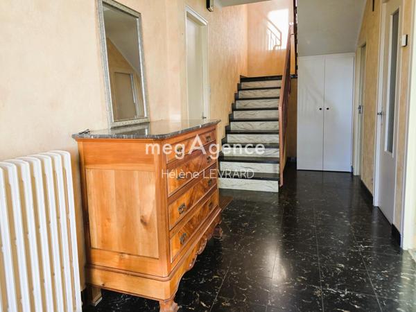 Maison à EVRON, 53600 - 5 pièces 102m²