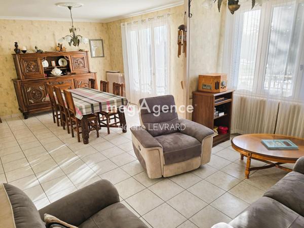 Maison à EVRON, 53600 - 5 pièces 102m²