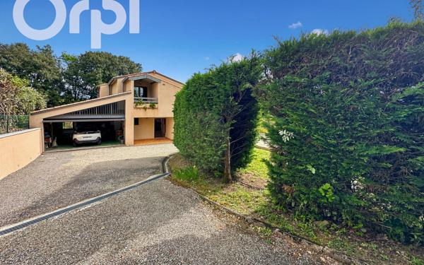 Maison à vendre    6 pièces •  Aubenas