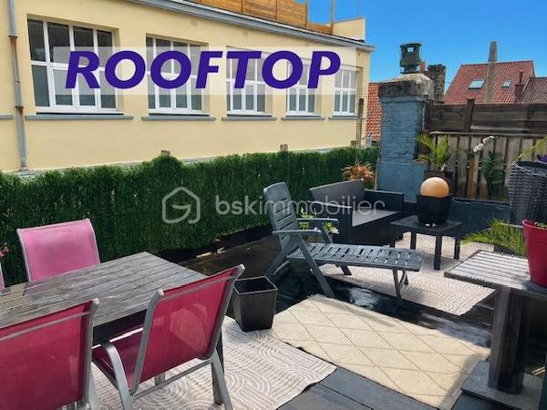 Très bonne localisation dans le QUARTIER CREVECOEUR à CALAIS ( 62100 )

Cet IMMEUBLE 3 LOTS vous assurera des REVENUS STABLES et CONFORTABLES.

IL MESURE 194 m2 habitables sur 3 niveaux + terrasse et Rooftop.

Construit vers 1930, il est à proximité du CENTRE-VILLE, de la GARE, des COMMERCES, des ECOLES, de la MAIRIE et des AXES RAPIDES A16 ( Vers Boulogne, Dunkerque, Saint-Omer ). 
Le BUS est GRATUIT dans toute la ville et vers l'UNIVERSITE !

SA CONFIGURATION ACTUELLE :
- GARAGE avec accès indépendant d'une surface d'env. 30 m2
- RDC :  APPARTEMENT T2 ou T3, avec TERRASSE et dépendance privative ( de légers travaux de confort seront nécessaires avant remise en location, ou en colocation possible pour 2 étudiants, ou en courte durée )
- ETAGE 1 : APPARTEMENT T3 avec ROOFTOP ( excellente locataire en place depuis plus de 30 ans )
- ETAGE 2 : APPARTEMENT T3 ( locataire en place depuis plus de 2 ans )

SES ASPECTS TECHNIQUES :
- Un HALL avec CAGE D'ESCALIER
- DALLE BETON
- Les MENUISERIES sont en double vitrage ( certaines avec volets roulants ).
- 4 COMPTEURS D'ELECTRICITE ( 3 pour les logements et 1 pour les communs ).
- 3 COMPTEURS D'EAU.
- Le CHAUFFAGE est individuel et électrique
- L'ASSAINISSEMENT est tout à l'égout.
- Une CAVE est accessible des communs.
- L'EAU CHAUDE est généré par des ballons électriques individuels.
- TOITURE REFAITE en 2018

LES NOTIONS ECONOMIQUES :
- L'immeuble est géré par une agence ( des économies sont réalisables )
- Les logements sont loués ( il reste les travaux à terminer sur l'appartement du RDC ).
- LOYERS NETS ACTUELS 45 + 375 + 480 + 600 ( futur loyer du rdc )  = 1500 x 12 = 18000 ( 10,35 % brut )
- DES PROVISIONS POUR CHARGES 5 + 30 + 30 + 30  = 95 mois x 12 = 1140 /an ( c'est très largement suffisant )
- TAXE FONCIERE 1635 /an.
- Les locataires sont en place depuis de nombreuses années. L'appartement du rdc ( vous avez les photos ) a été loué pendant pus de 35 ans par la même personne qui vient de décéder. Il est aménageable en T2 ou T3, pour de la colocation ou de la coure durée. 

DES VIDEOS ( du premier et du rdc ) SONT DISPONIBLES !

Encore une BONNE AFFAIRE présentée par Gilles O6 3O 89 OO O8

Je vous invite à visiter mon site : BSK gilles fourrier, à consommer sans modération.
Pour nos investisseurs, nous sommes en recherche de biens immobiliers locatifs à Vendre sur l'ensemble du Littoral.
N'hésitez pas à nous demander une ESTIMATION de VOTRE IMMEUBLE...ELLE VOUS SERA OFFERTE !
Je suis à votre disposition,  pour vous présenter la qualité et la puissance de nos actions commerciales,  qui transforment nos VENTES,  en de très BELLES REUSSITES IMMOBILIERES