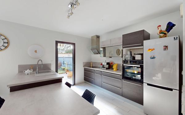 Appartement à vendre    3 pièces • 70,84 m2 Rillieux-la-Pape