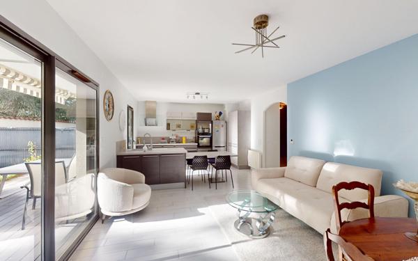 Appartement à vendre    3 pièces • 70,84 m2 Rillieux-la-Pape