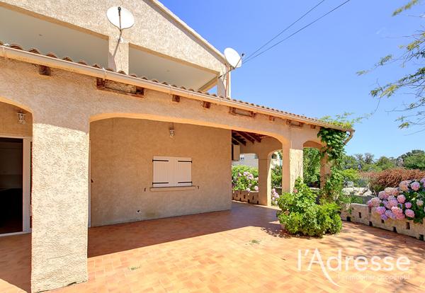 BORGO - T5 Rez de villa 128m²