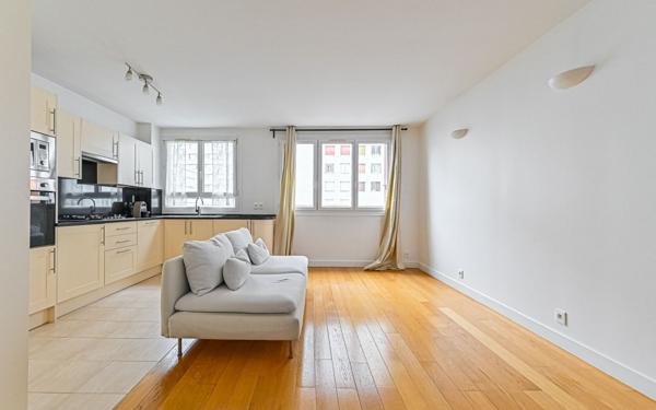 Appartement à vendre    2 pièces • 43,05 m2 Clichy