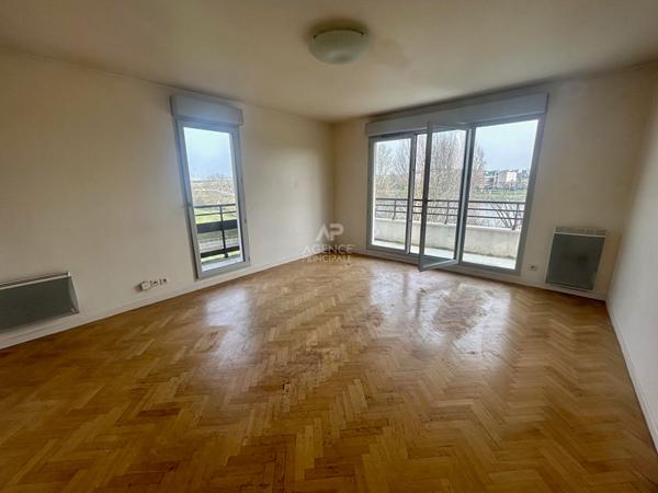 Appartement Carrieres Sous Poissy 3 pièce(s) 58.21 m2 €279 000 ** - Référence 9099