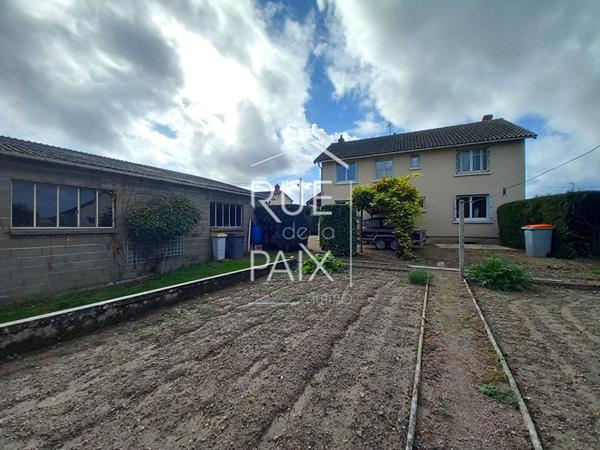 86200 LOUDUN Maison Loudun 6 pièce(s) 132 m2