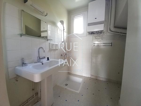 86200 LOUDUN Maison Loudun 6 pièce(s) 132 m2