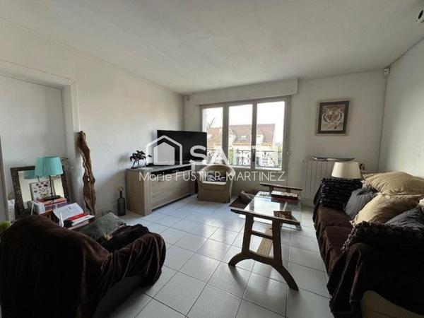 RUEIL-MALMAISON – Maison familiale des années 30 - 6 pièces - 4 chambres - terrasse -  jardin et sous-sol total