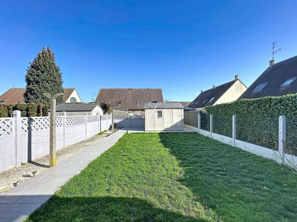 MAISON DE RESIDENCE 3 CHAMBRE JARDIN GARAGE