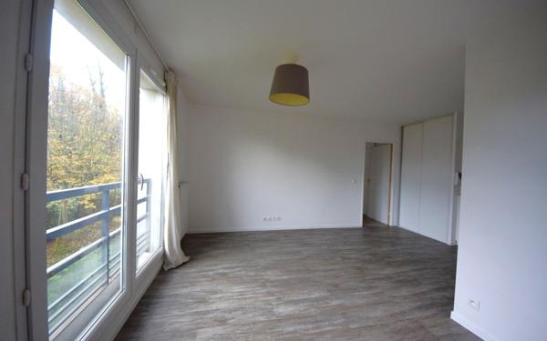 Appartement à vendre    2 pièces • 40,84 m2 Saint-Pierre-du-Perray