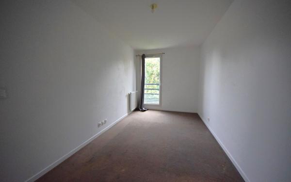 Appartement à vendre    2 pièces • 40,84 m2 Saint-Pierre-du-Perray