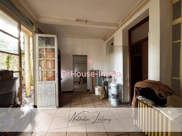 Immeuble à vendre 8 pièces de 245 m²