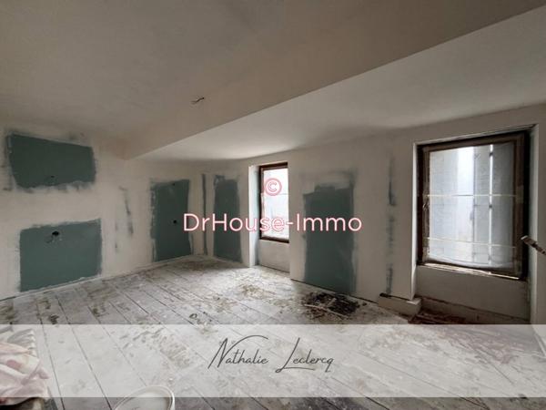 Immeuble à vendre 8 pièces de 245 m²