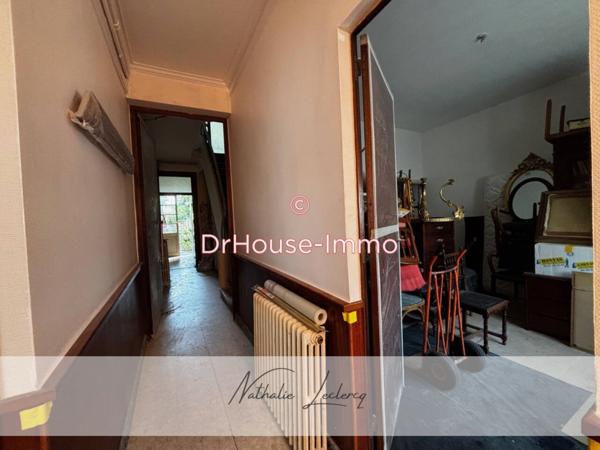 Immeuble à vendre 8 pièces de 245 m²