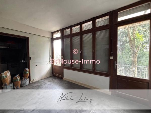 Immeuble à vendre 8 pièces de 245 m²