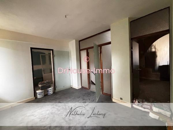 Immeuble à vendre 8 pièces de 245 m²