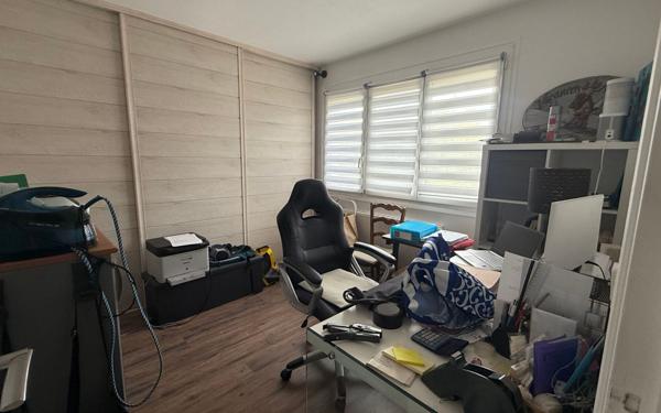 Maison à vendre    6 pièces • 207 m2 Champs-sur-Marne