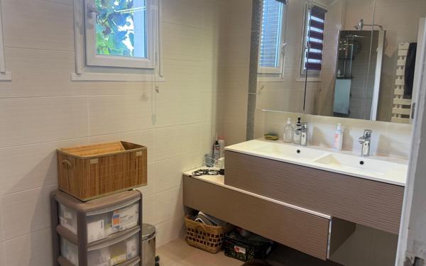 Maison à vendre    6 pièces • 207 m2 Champs-sur-Marne