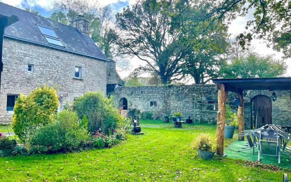 Maison à vendre    4 pièces •  Plouray