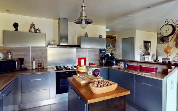 Maison à vendre    4 pièces •  Plouray